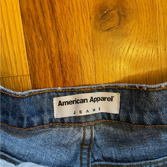 American Apparel Denim Shorts Medium Wash Raw Hem - Picture 4 of 5